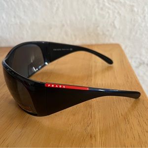 2000s Prada Y2K Oversized Wrap Sunglasses SPS 11G Sport Ross